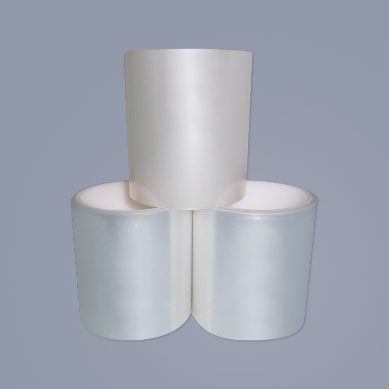 Fluoria vapauttava kalvo